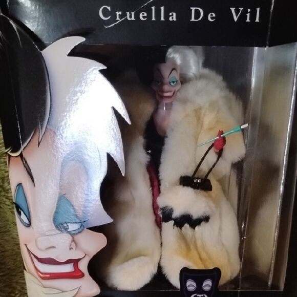 Disney Villains Cruella De Vil Plush Set - Vintage Collection - Picture 5 of 6
